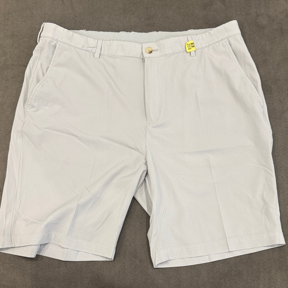 Greg Norman Collection Light Gray Flat Front Shorts